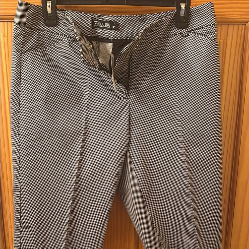 New York & Company Gray Dress Pants with Flat Front Design